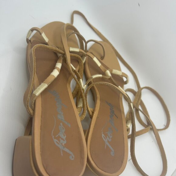 Free People Strappy Tan & Cream Lace-Up Sandals Heel beaded 38 - Picture 10 of 10